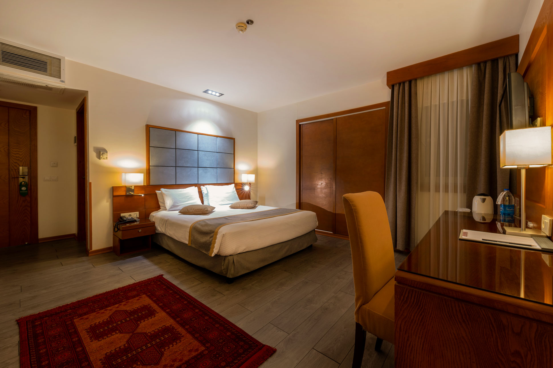 Dobledeluxe elyseehotelshiraz