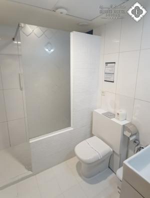 1617617799 Bathroom