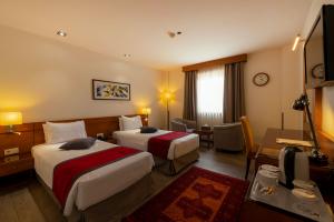 1659591211  Winbedroom Elyseehotelshiraz Hospitality